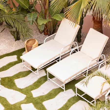 Maison Carla Rosa Lägenhetshotell Cannes