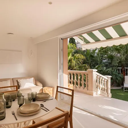 Maison Carla Rosa Lägenhetshotell Cannes