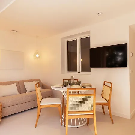 Lägenhetshotell Maison Carla Rosa Cannes